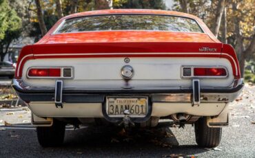 Ford-Maverick-1973-RedWhite-Black-34
