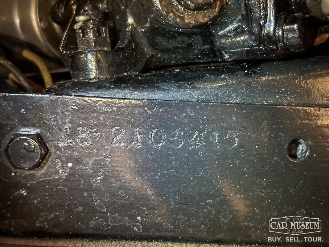 Ford-Model-48-1935-16