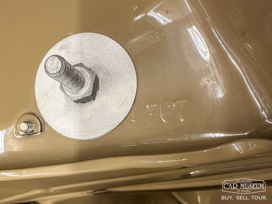 Ford-Model-48-1935-24