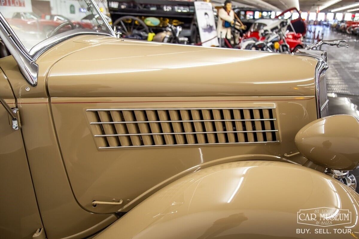 Ford-Model-48-1935-30