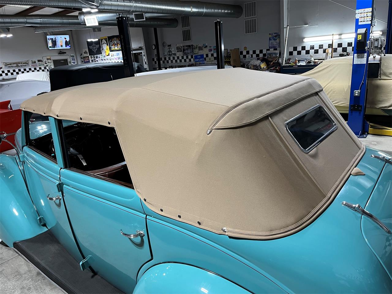 Ford-Model-78-1937-Turquoise-Blue-Brown-Leather-14