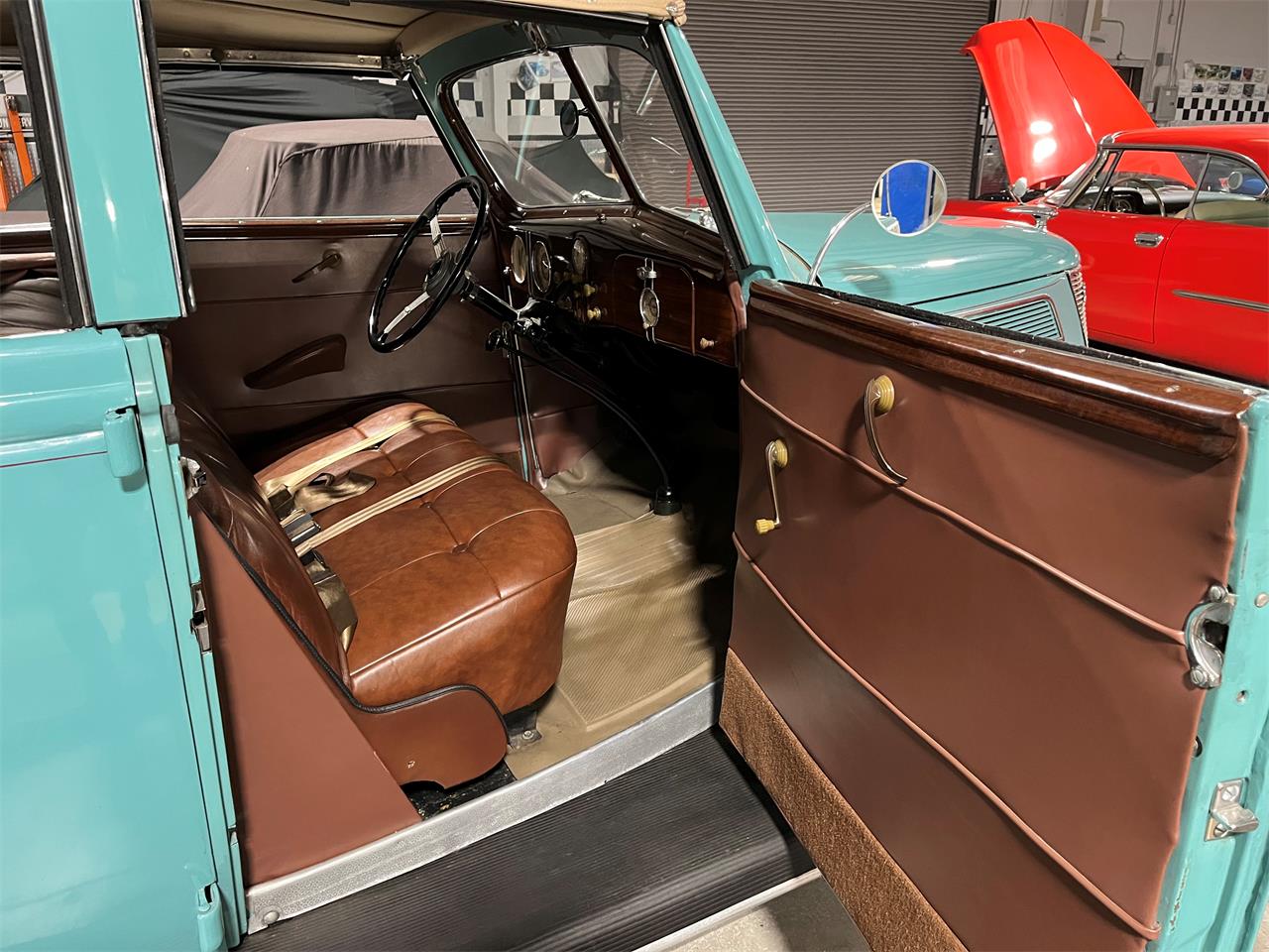 Ford-Model-78-1937-Turquoise-Blue-Brown-Leather-22