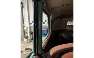 Ford-Model-78-1937-Turquoise-Blue-Brown-Leather-3