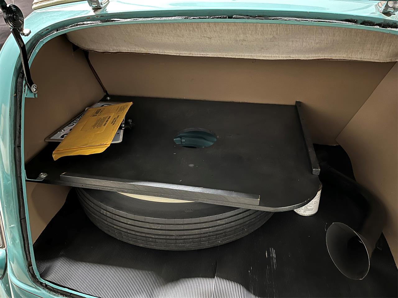 Ford-Model-78-1937-Turquoise-Blue-Brown-Leather-30