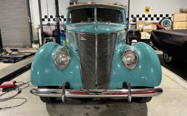 Ford-Model-78-1937-Turquoise-Blue-Brown-Leather-9