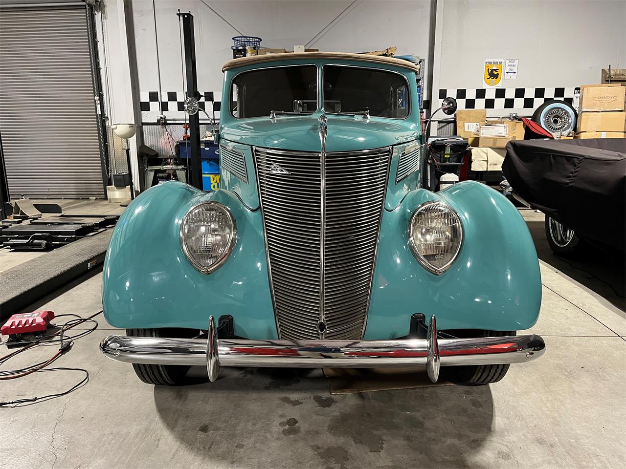 Ford-Model-78-1937-Turquoise-Blue-Brown-Leather-9