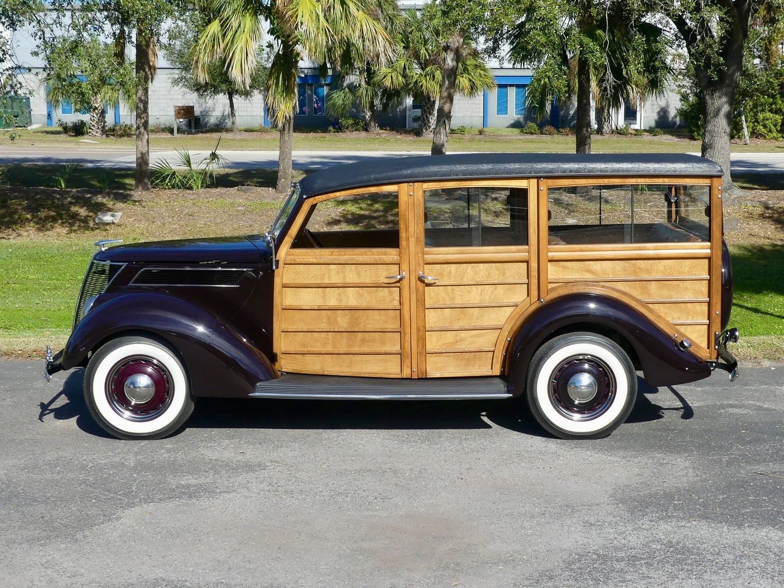 Ford-Model-78-1937-Wagon-10