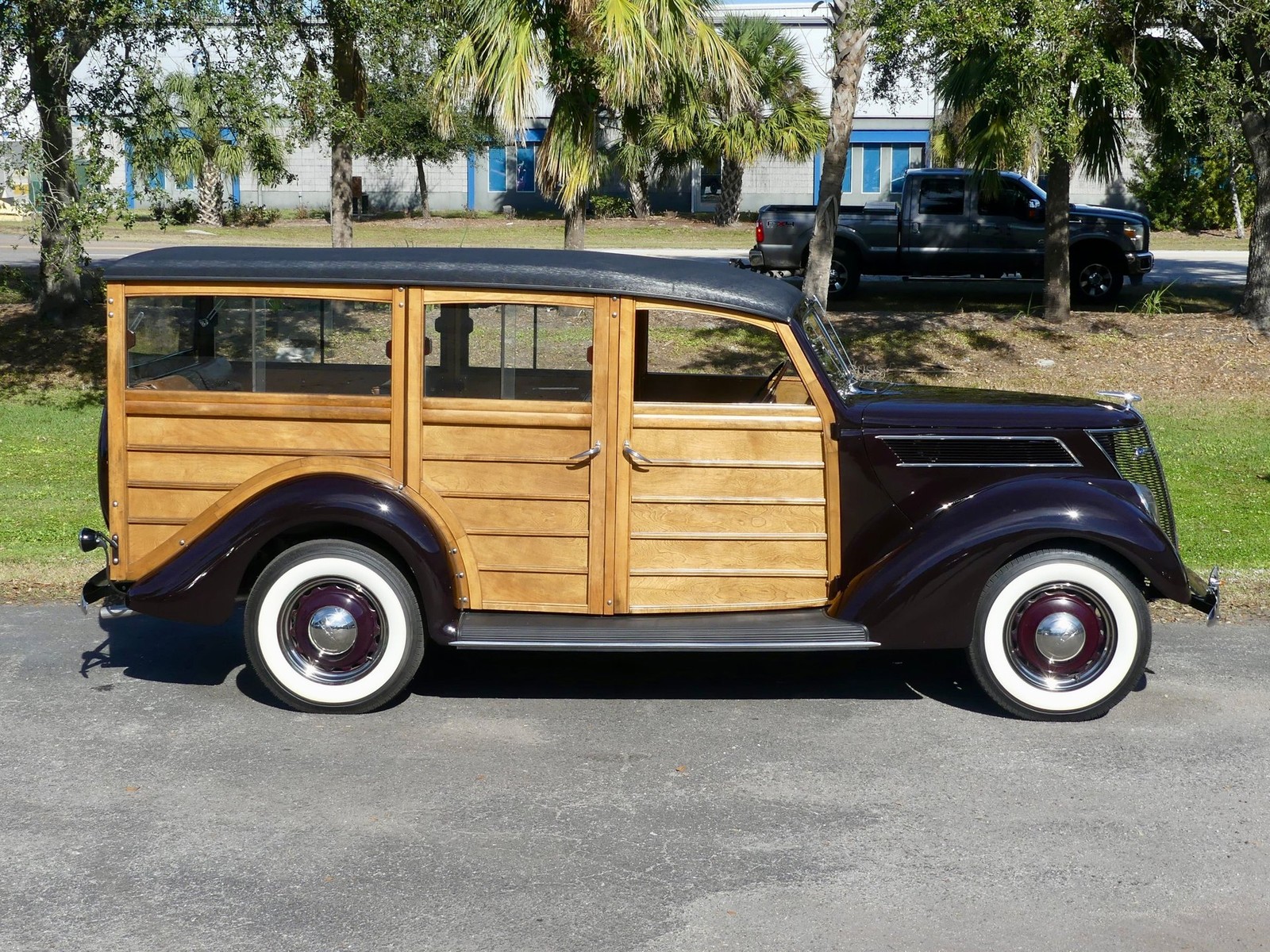Ford-Model-78-1937-Wagon-21