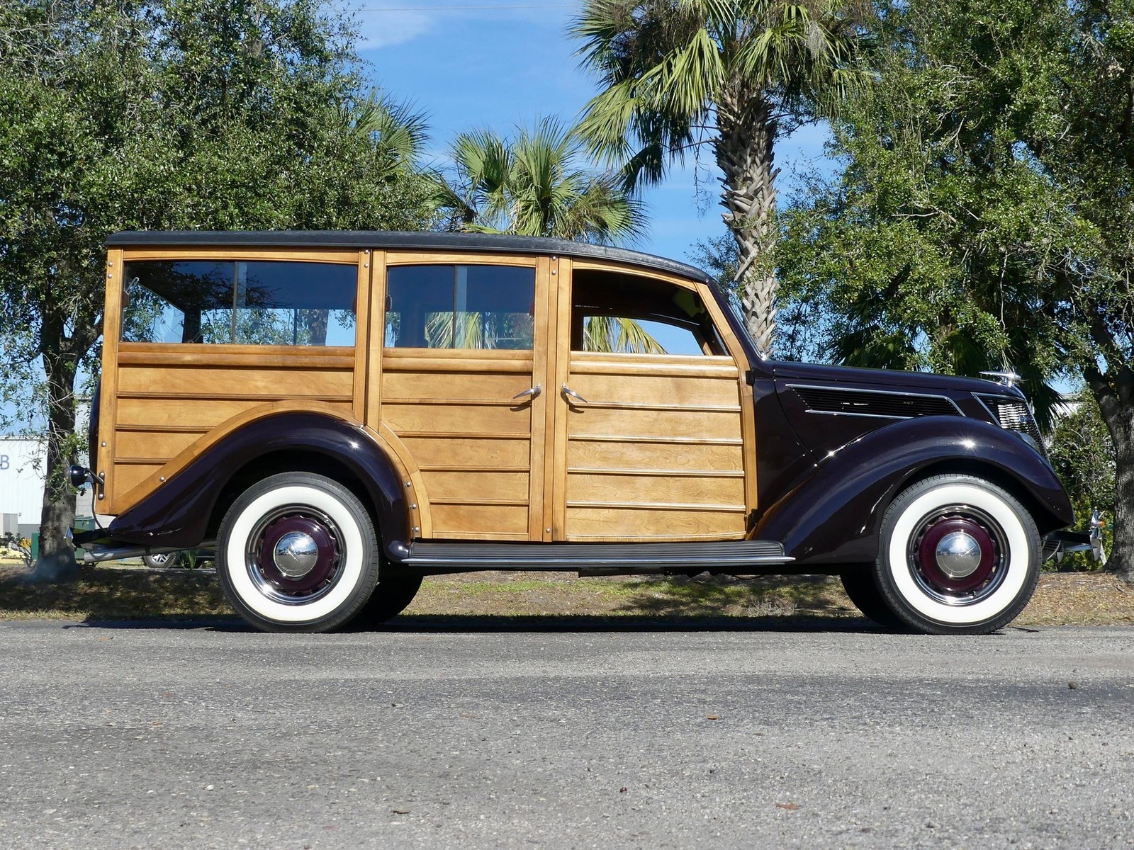 Ford-Model-78-1937-Wagon-22