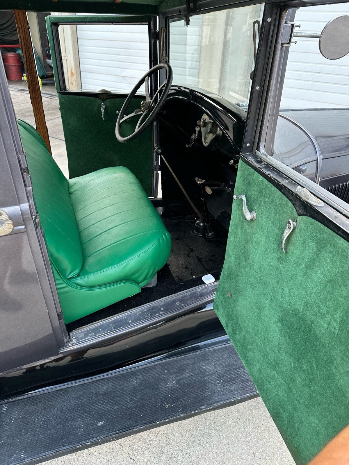 Ford-Model-A-1929-15