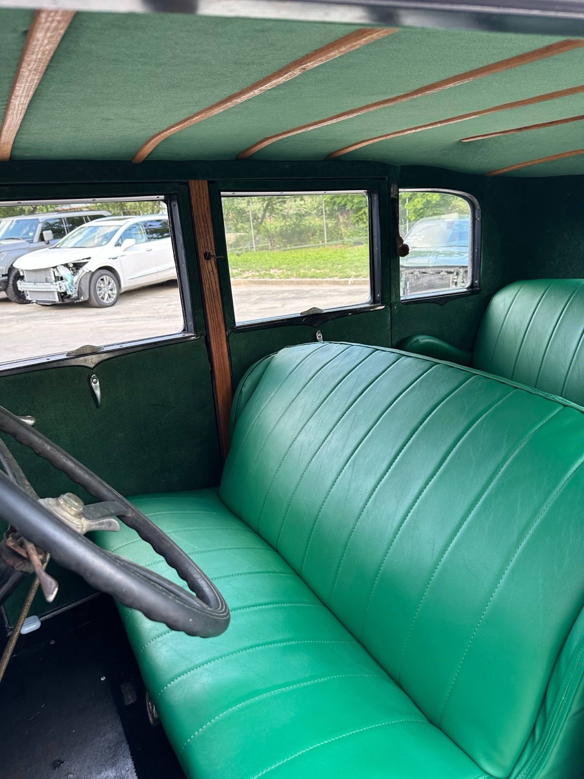 Ford-Model-A-1929-18