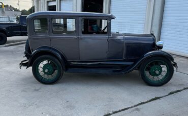 Ford-Model-A-1929-4