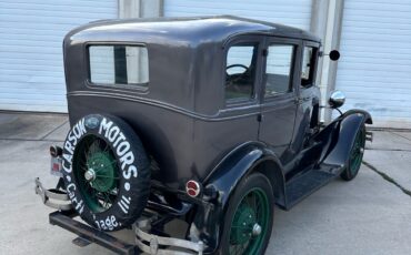 Ford-Model-A-1929-5