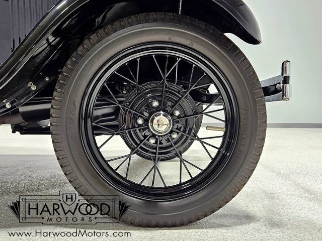 Ford-Model-A-1929-Convertible-35