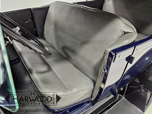 Ford-Model-A-1929-Convertible-38