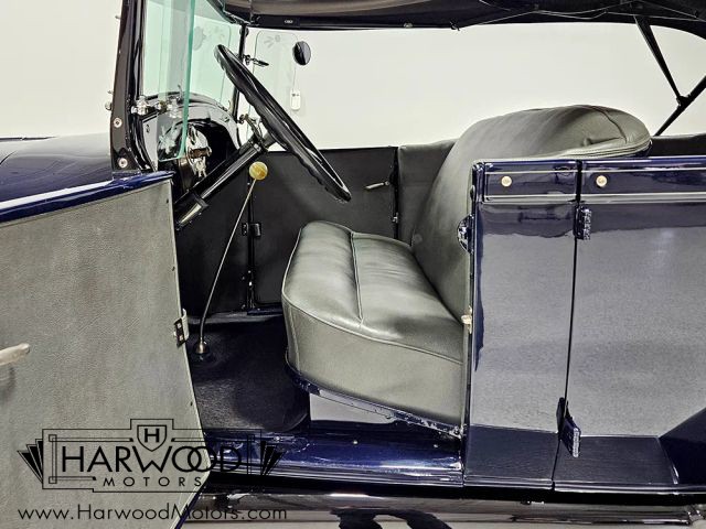 Ford-Model-A-1929-Convertible-39