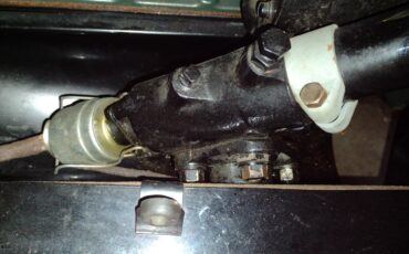 Ford-Model-A-1931-Slant-windshield-fordor-17