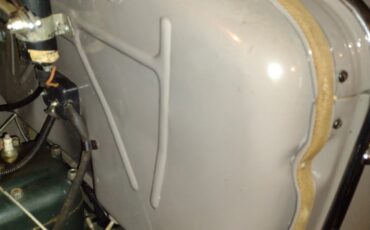 Ford-Model-A-1931-Slant-windshield-fordor-18