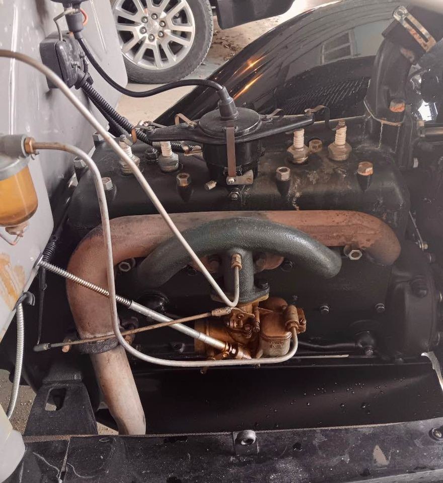 Ford-Model-A-1931-Slant-windshield-fordor-2