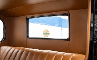 Ford-Model-A-5-Window-1930-2-Door-Coupe-30