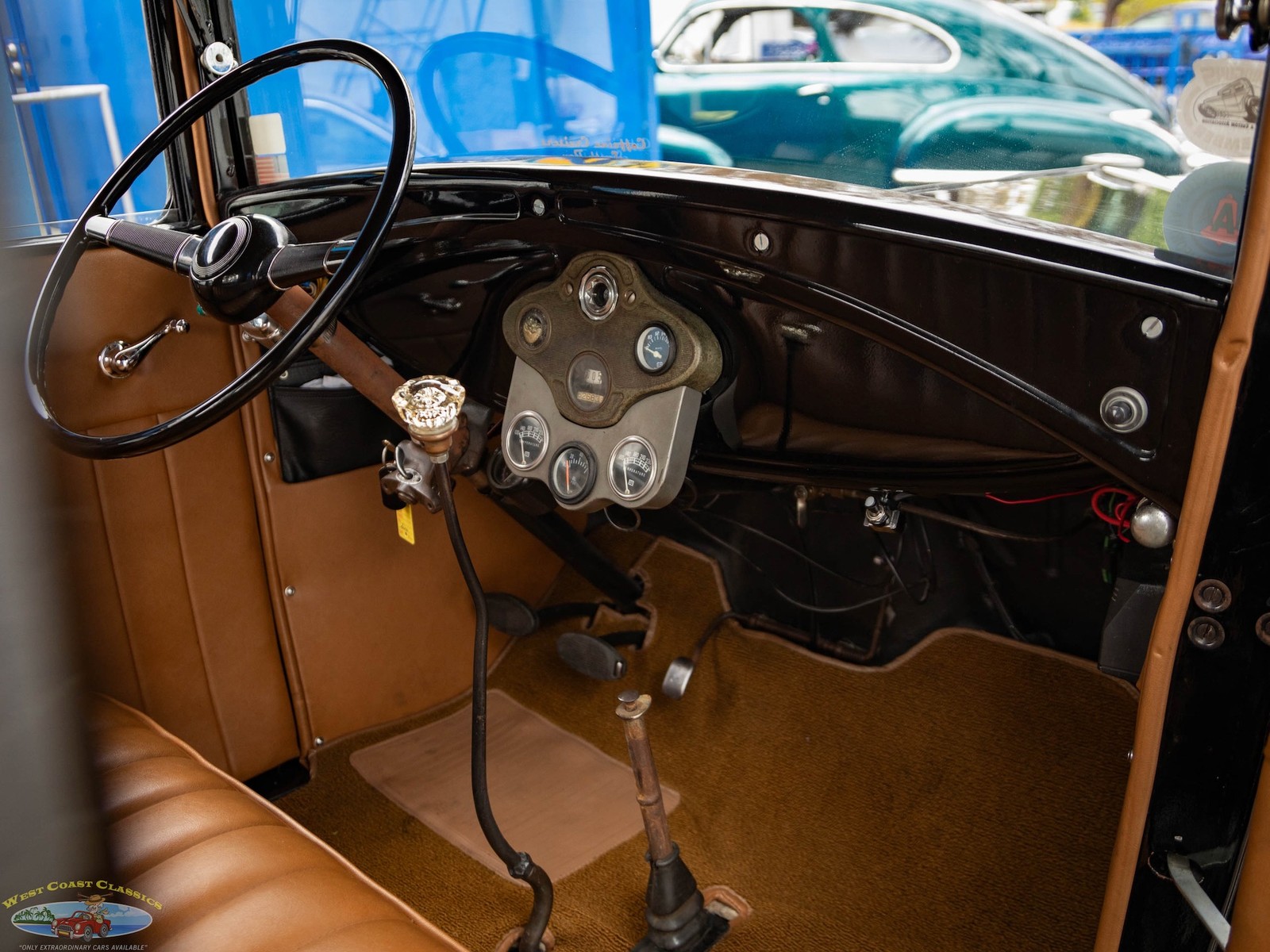 Ford-Model-A-5-Window-1930-2-Door-Coupe-35