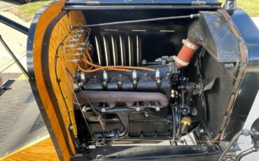 Ford-Model-T-1919-3
