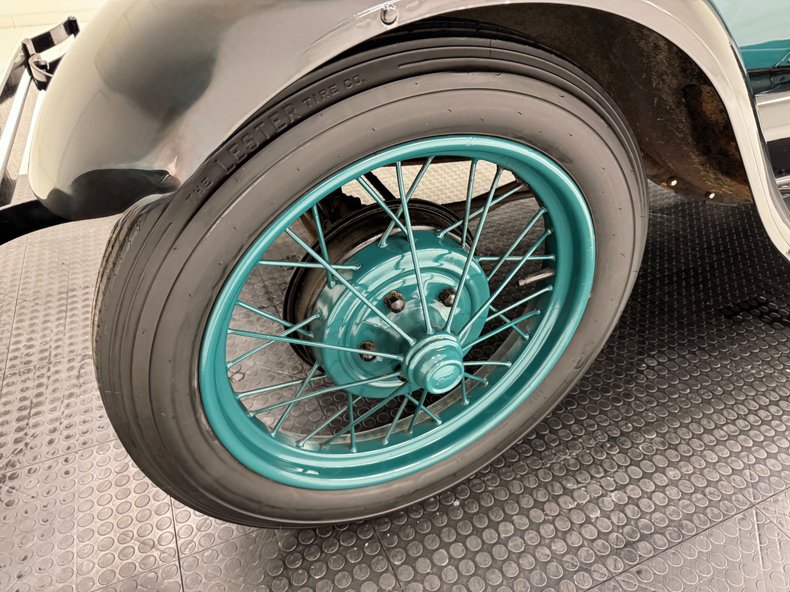 Ford-Model-a-1929-Balsam-Green-Brown-16