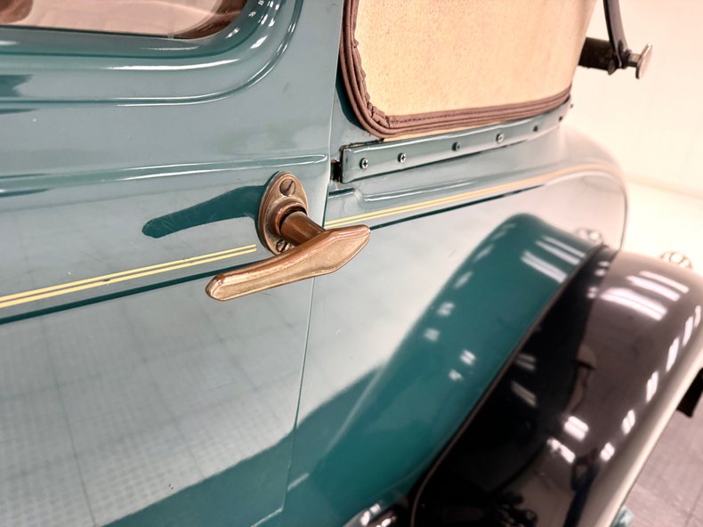 Ford-Model-a-1929-Balsam-Green-Brown-18