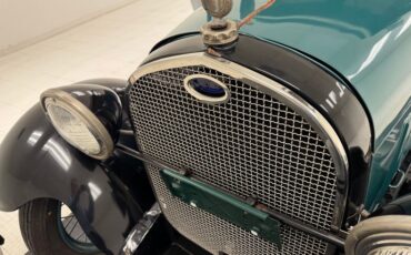 Ford-Model-a-1929-Balsam-Green-Brown-24