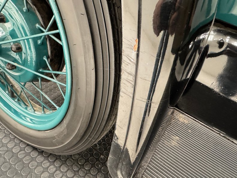 Ford-Model-a-1929-Balsam-Green-Brown-31