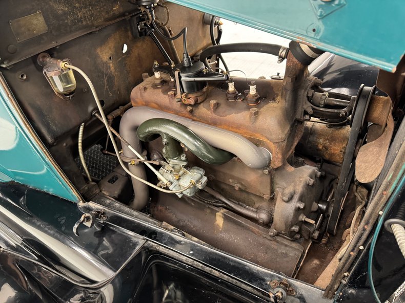 Ford-Model-a-1929-Balsam-Green-Brown-35
