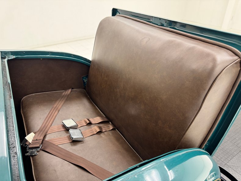 Ford-Model-a-1929-Balsam-Green-Brown-38