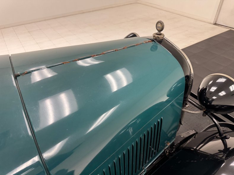 Ford-Model-a-1929-Balsam-Green-Brown-48