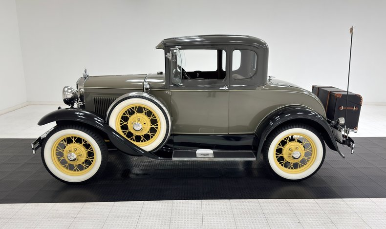 Ford-Model-a-1930-French-Gray-Brown-14