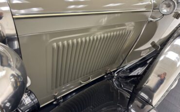 Ford-Model-a-1930-French-Gray-Brown-25