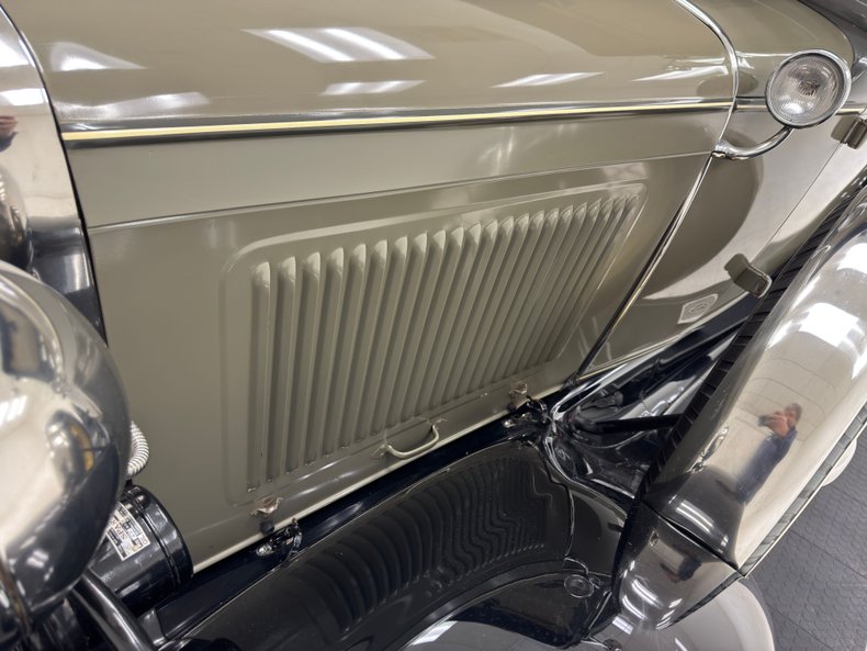 Ford-Model-a-1930-French-Gray-Brown-25
