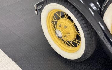 Ford-Model-a-1930-French-Gray-Brown-26