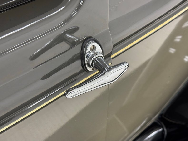 Ford-Model-a-1930-French-Gray-Brown-33