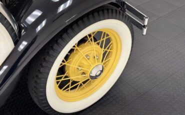 Ford-Model-a-1930-French-Gray-Brown-39