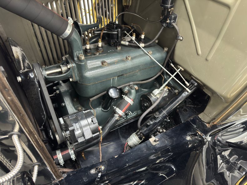 Ford-Model-a-1930-French-Gray-Brown-45