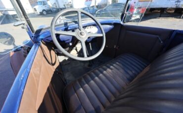 Ford-Model-a-1931-Blue-Brown-2