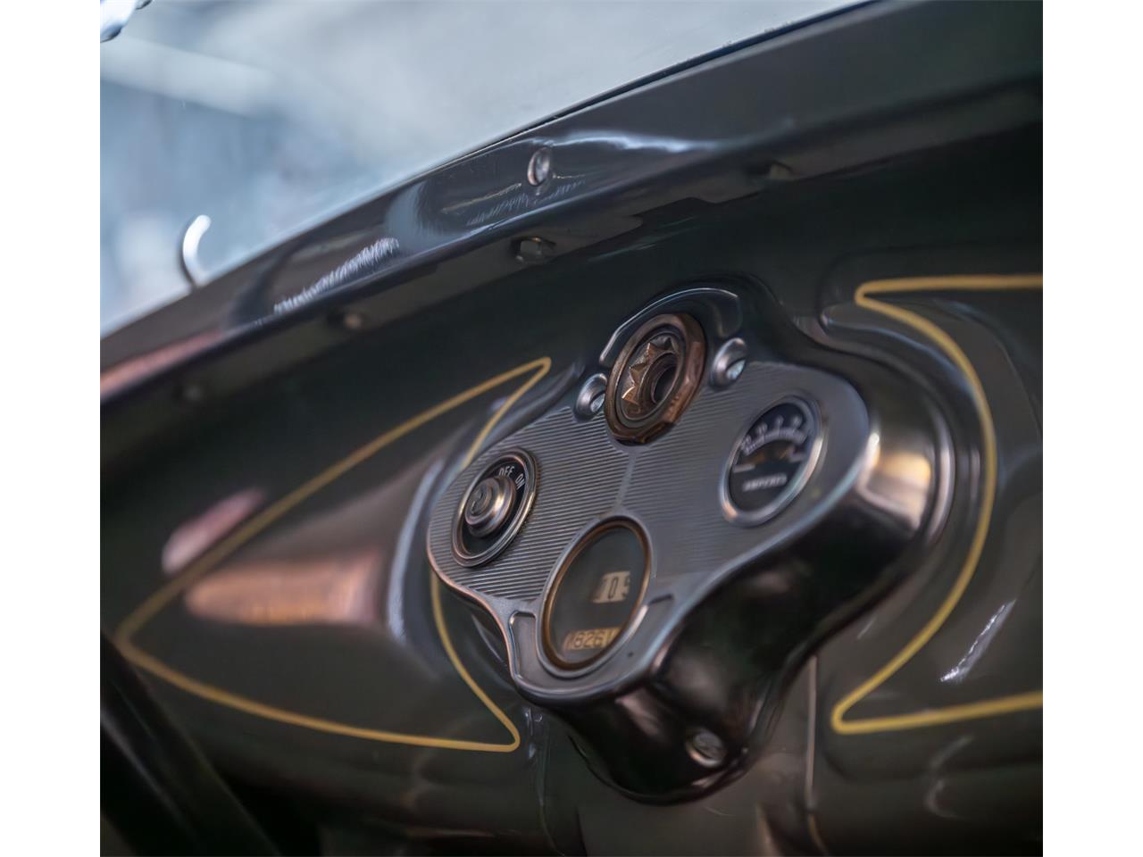 Ford-Model-a-1931-Gray-Black-2