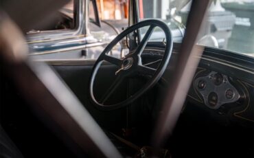 Ford-Model-a-1931-Gray-Black-22