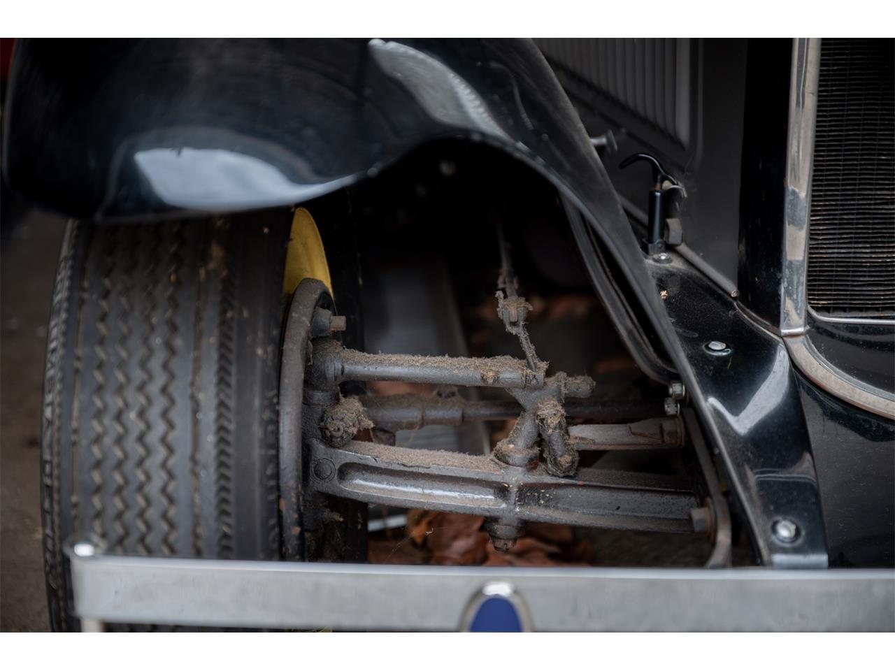 Ford-Model-a-1931-Gray-Black-5