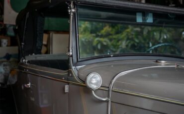Ford-Model-a-1931-Gray-Black-9