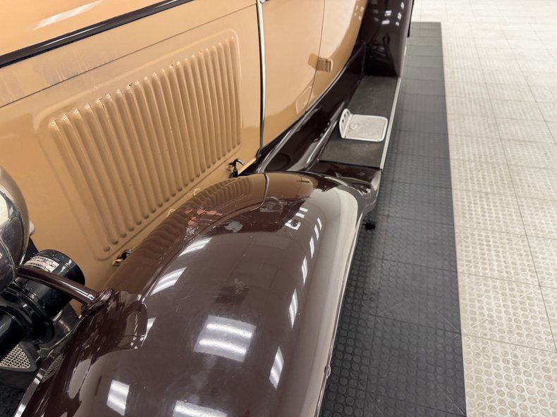 Ford-Model-a-1931-Tan-Brown-18