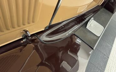 Ford-Model-a-1931-Tan-Brown-34