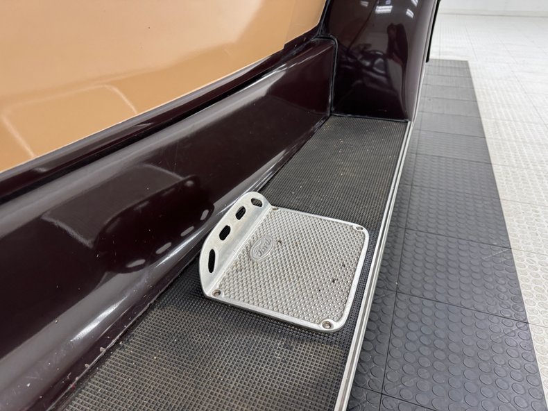 Ford-Model-a-1931-Tan-Brown-4