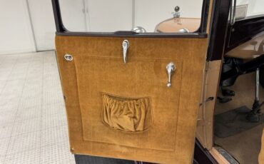 Ford-Model-a-1931-Tan-Brown-45