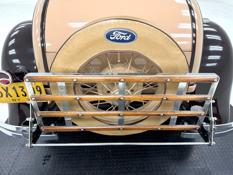 Ford-Model-a-1931-Tan-Brown-9